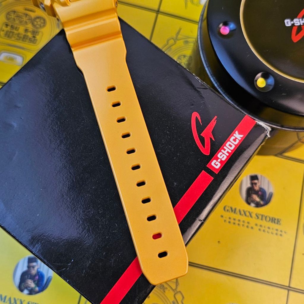 photo_6177096659339690647_y