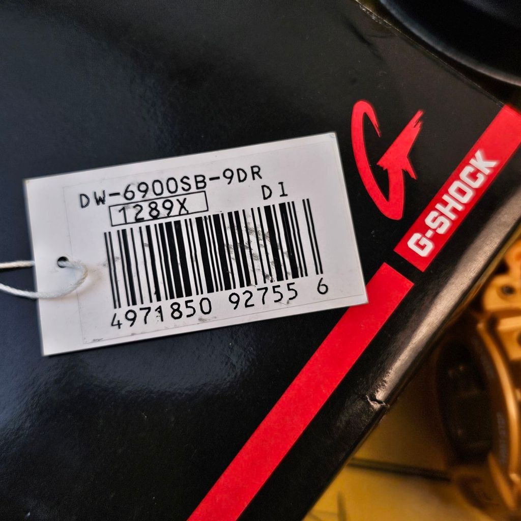 photo_6177096659339690653_y