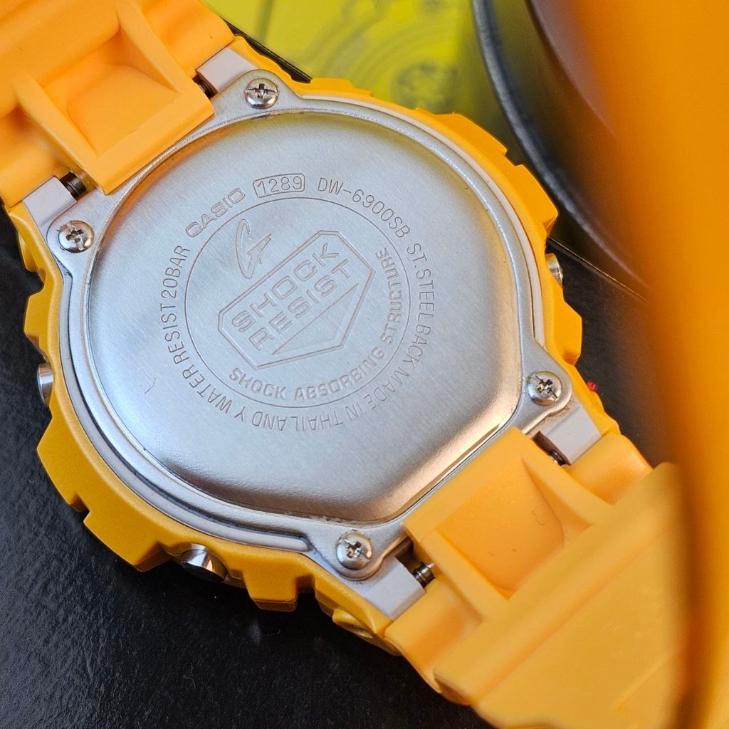 photo_6177096659339690651_y