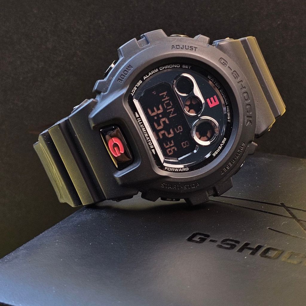 photo_6194979996922135771_y