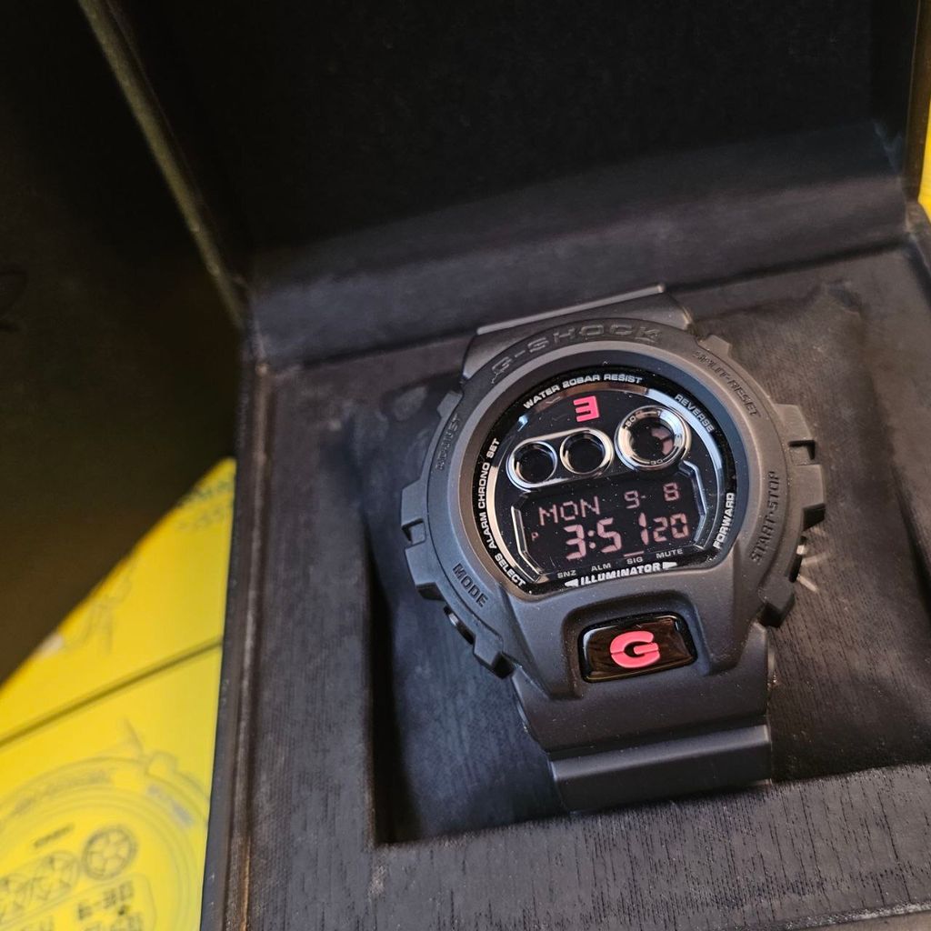 photo_6194979996922135770_y