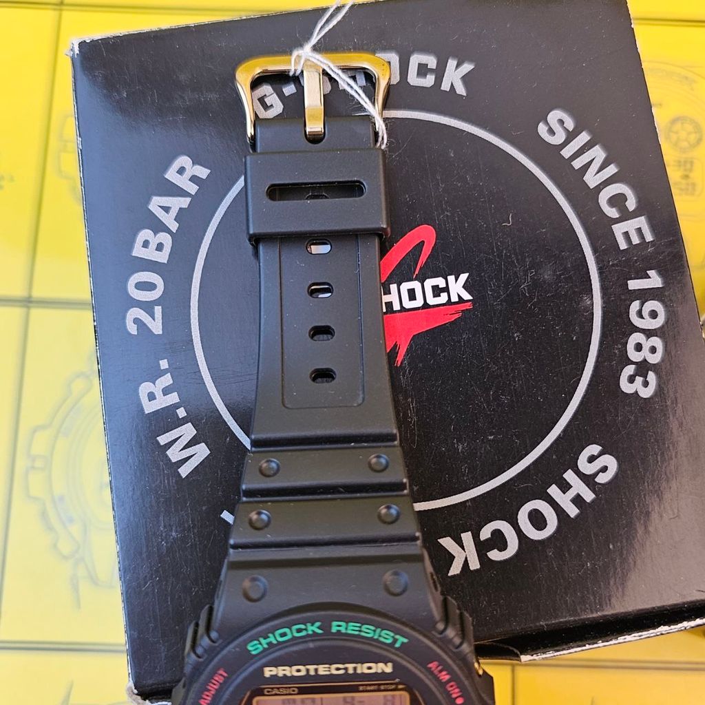 photo_6199229205636565976_y