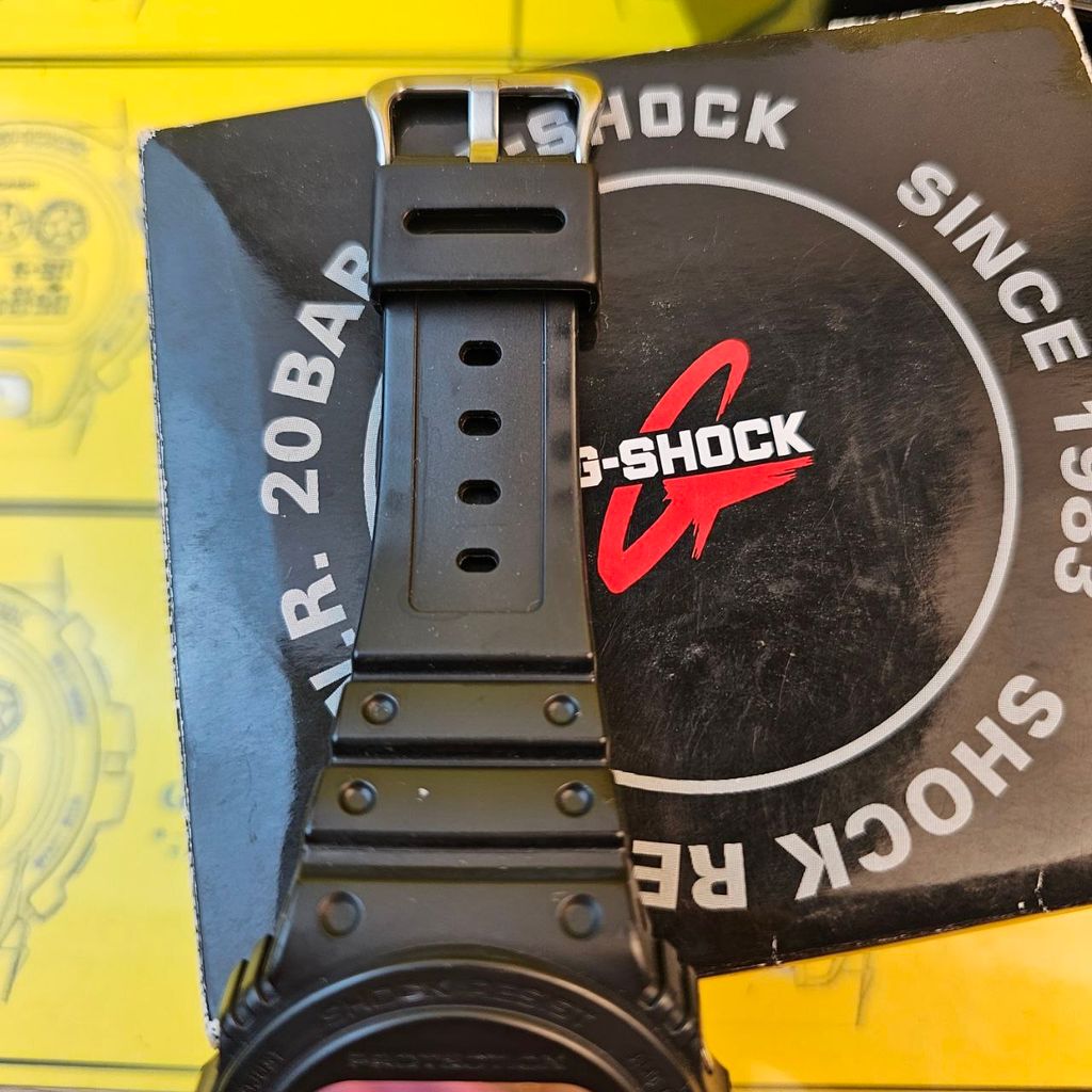 photo_6199229205636565969_y