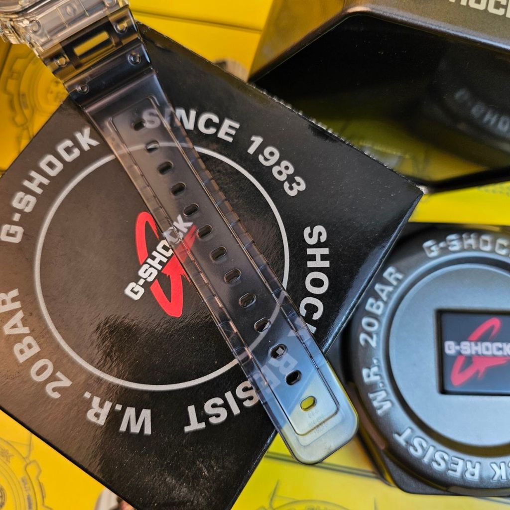 photo_6199229205636565954_y