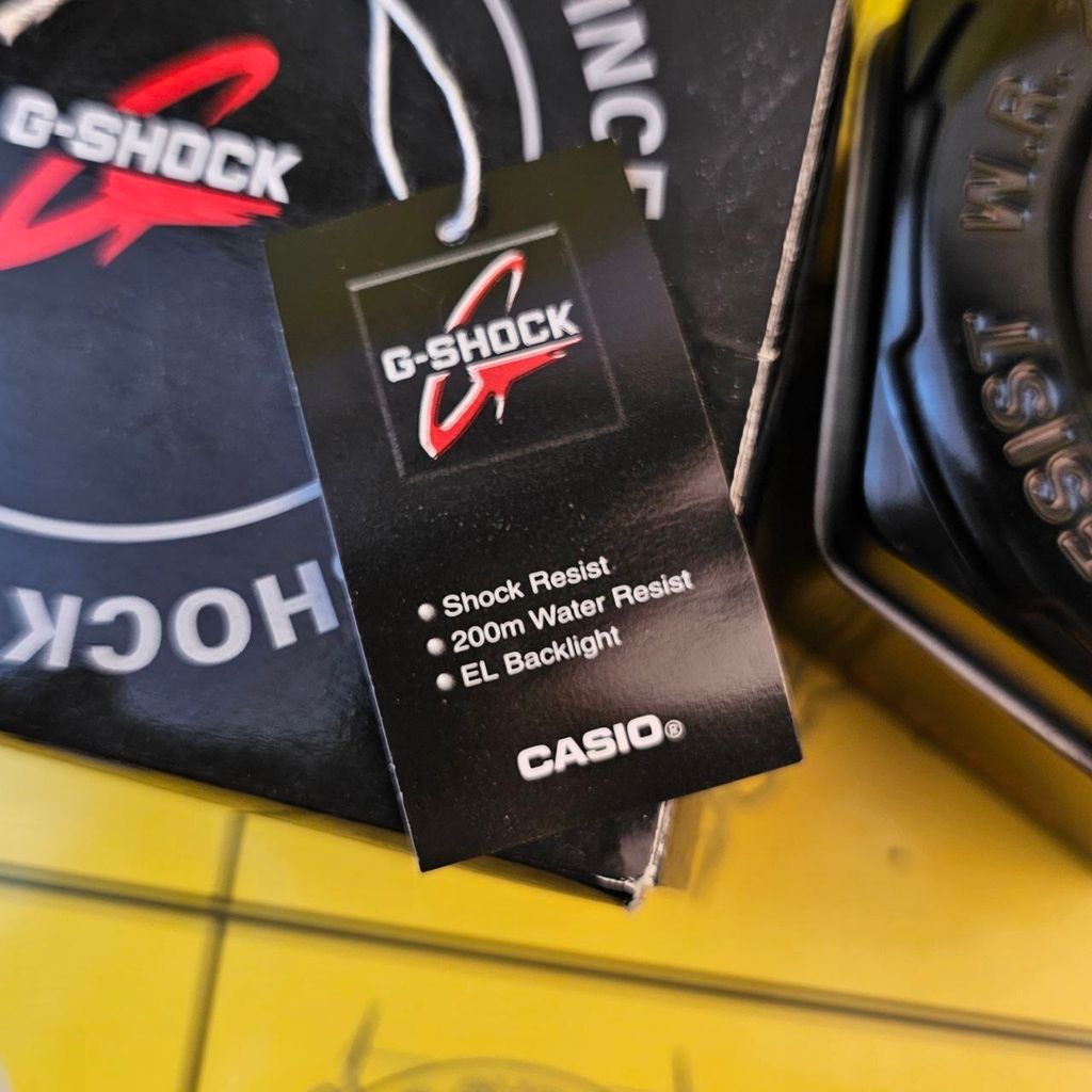 photo_6199229205636565942_y