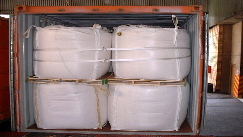 strapping-securing-bulk-bags.jpg