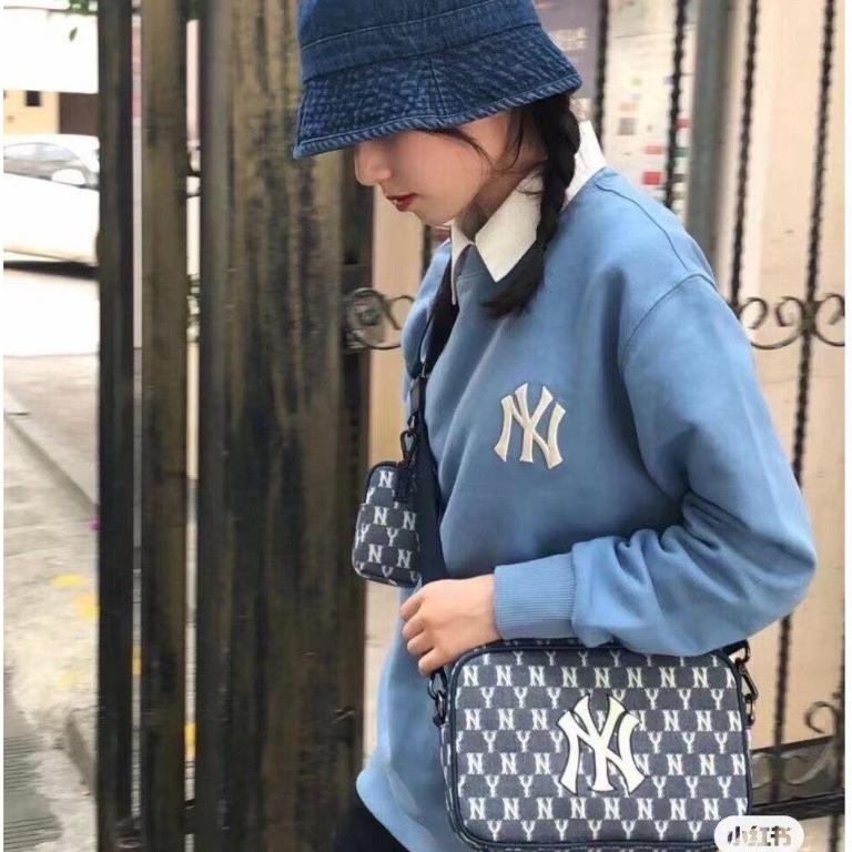Men's New York Yankees Crossbody Bag