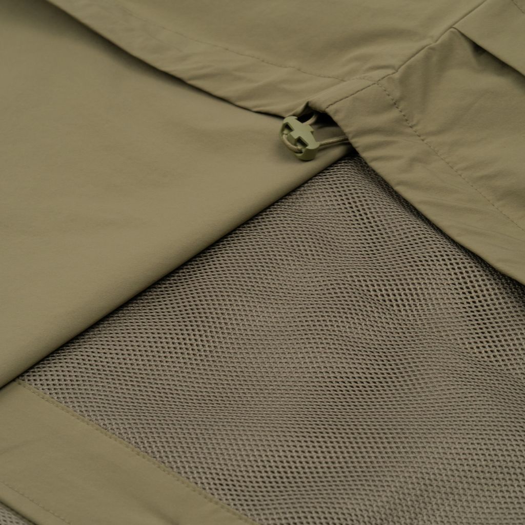 ID Patch Shirt (Khaki)_CloseUp_1