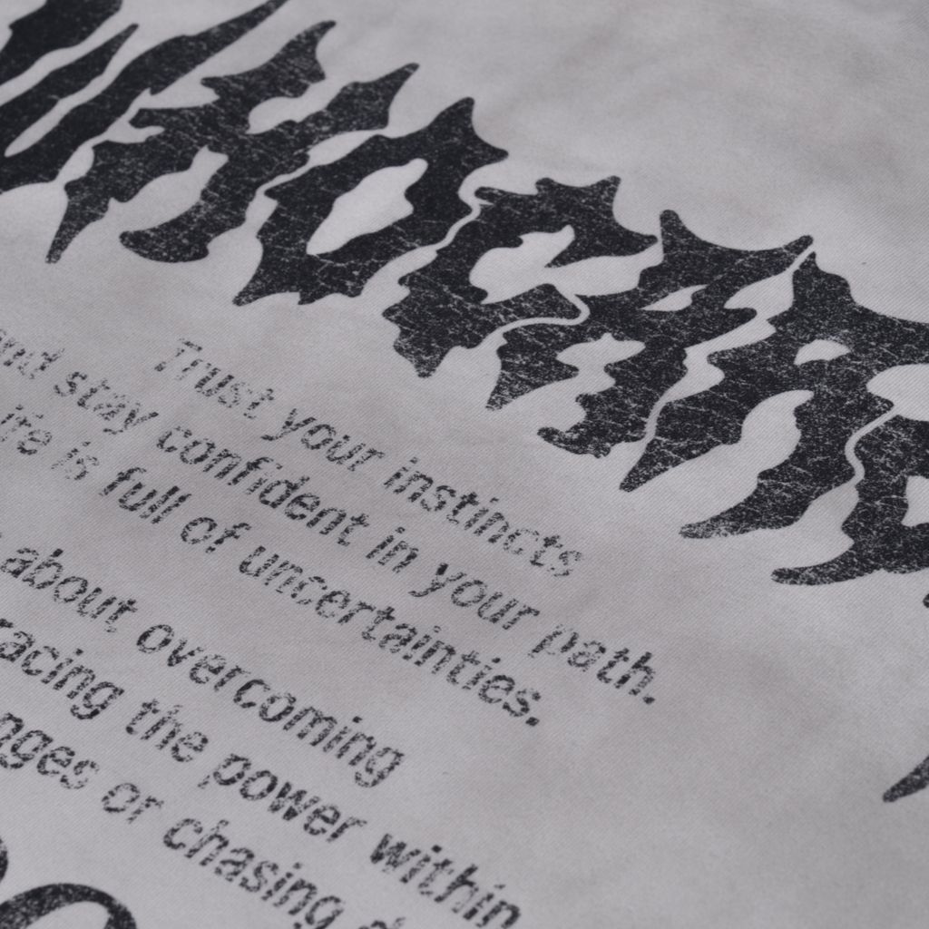 No Fear Quote Tee (Off-White)_CloseUp_4