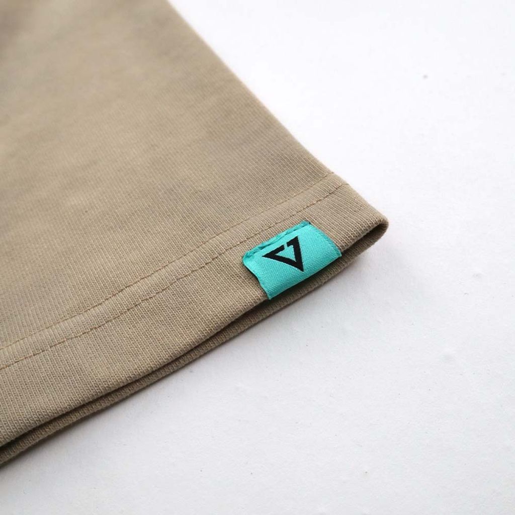 RW-Triangle Logo Boxy Tee-Details-3