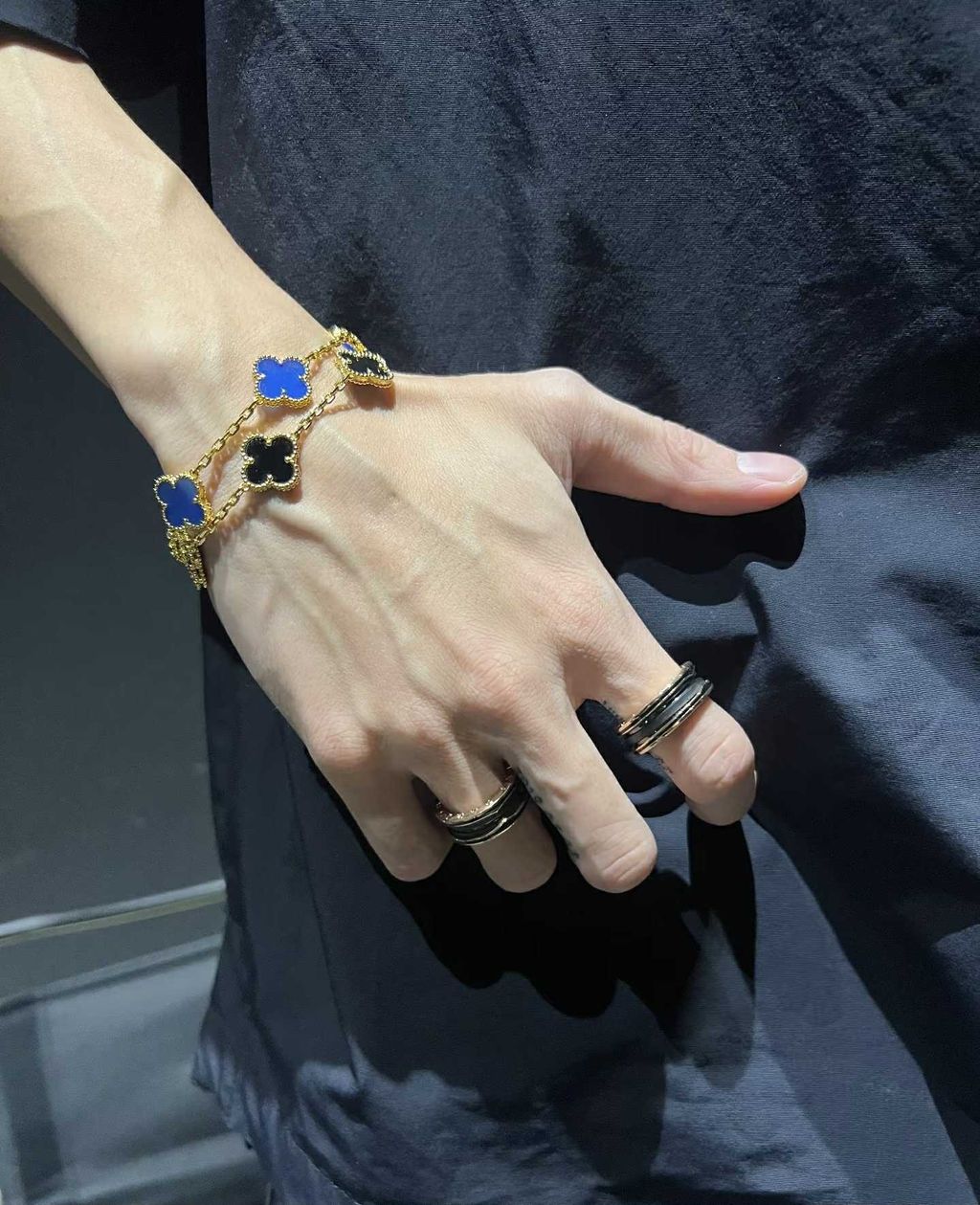 d703eef3-8c37-4146-b947-a587600536e6