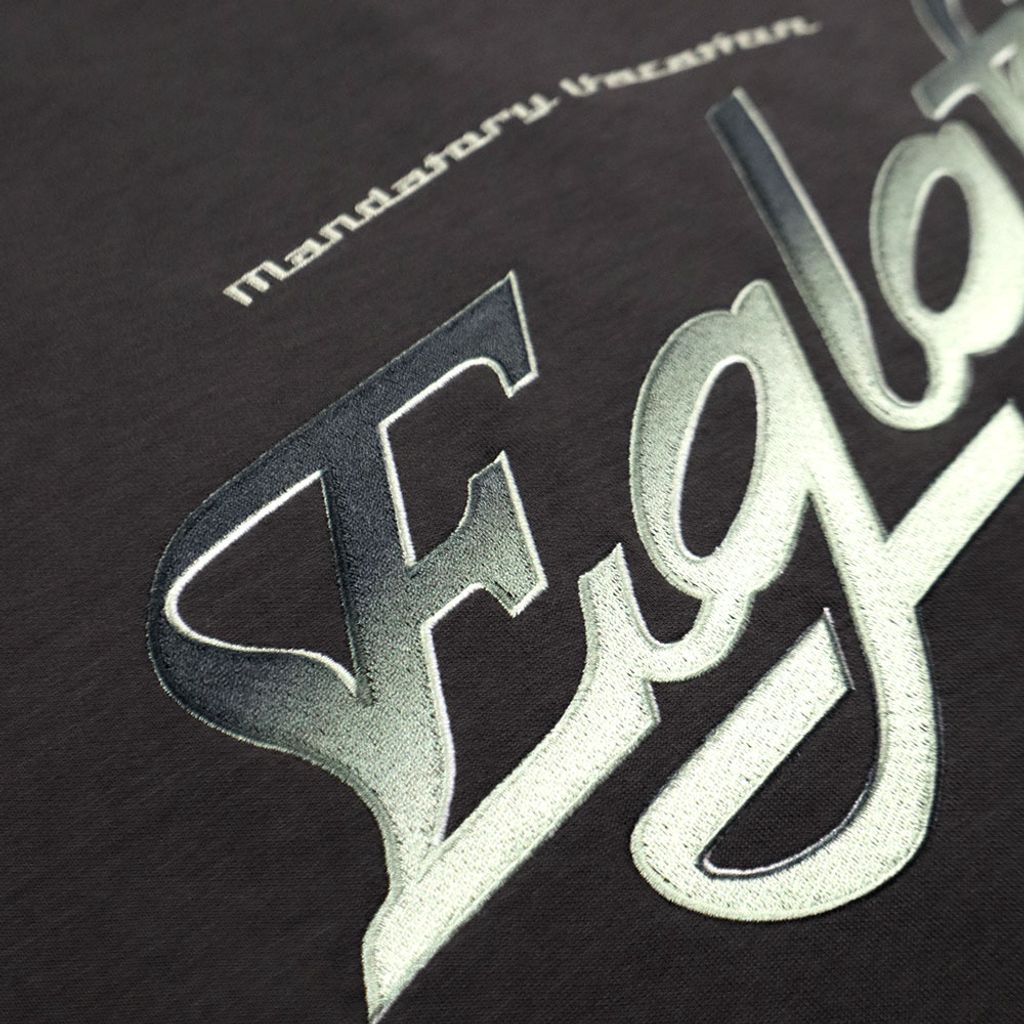 MV-GradientLogoTee-Grey-6