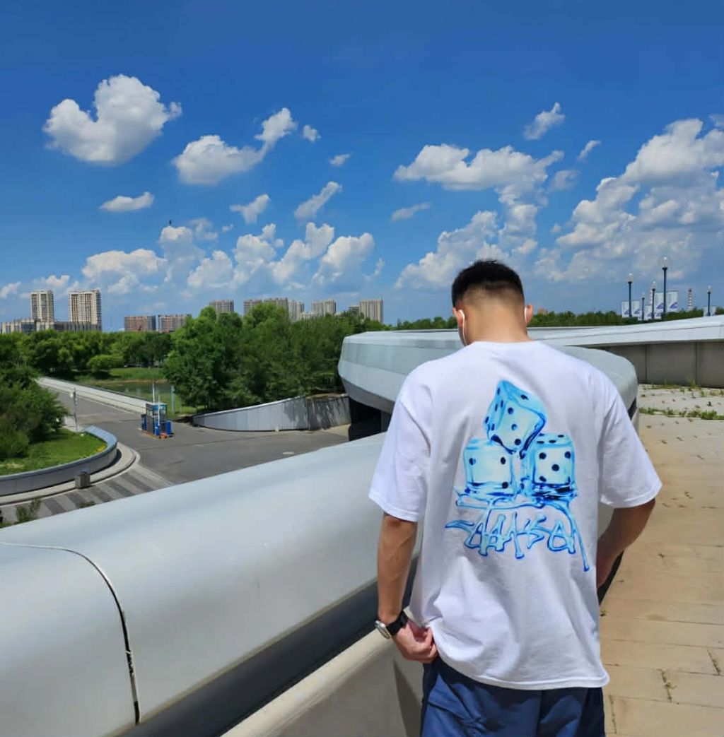 e59a96ef-c129-4129-a536-9366666bc798