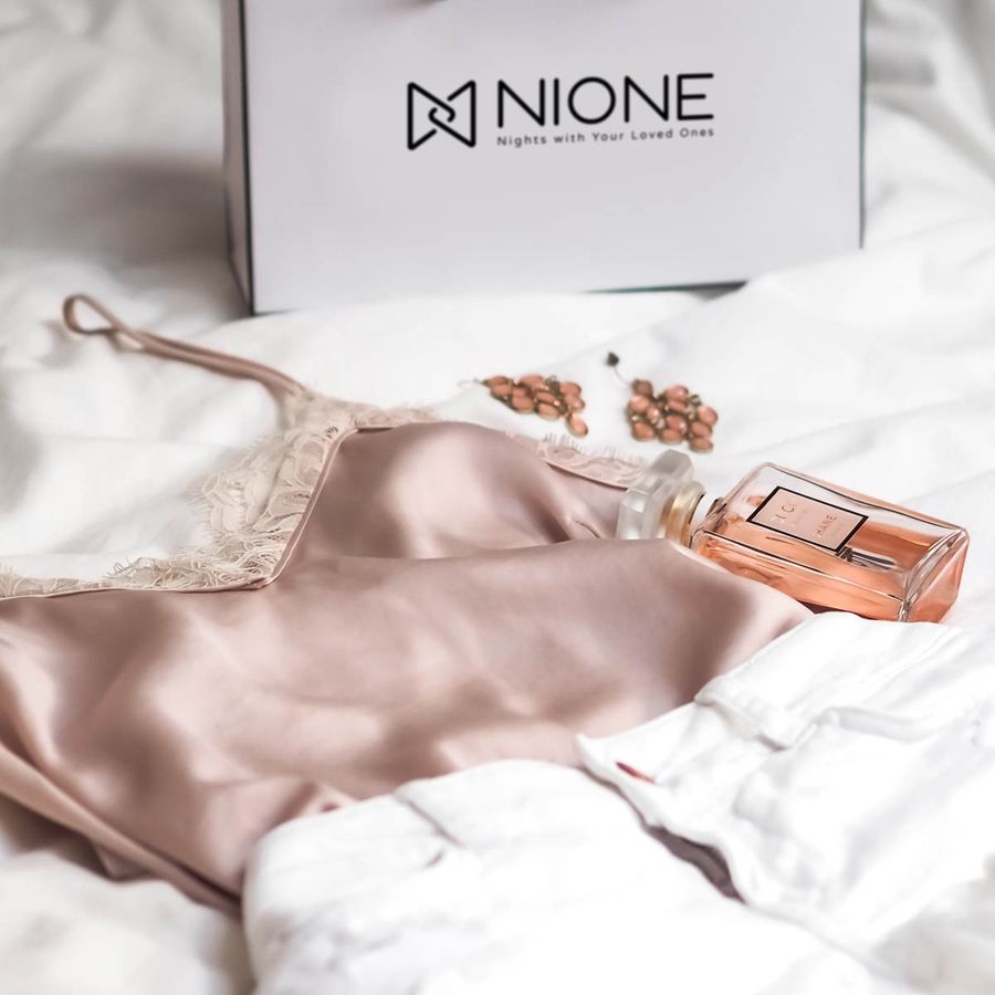 NIONE | NIONE