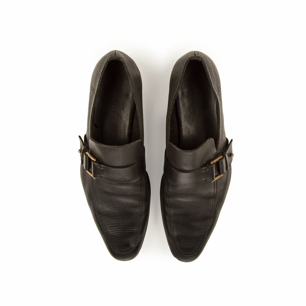 gucci_black_leather_buckle_loafers-3_3.jpg