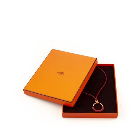 Hermes pedant leather necklace-2