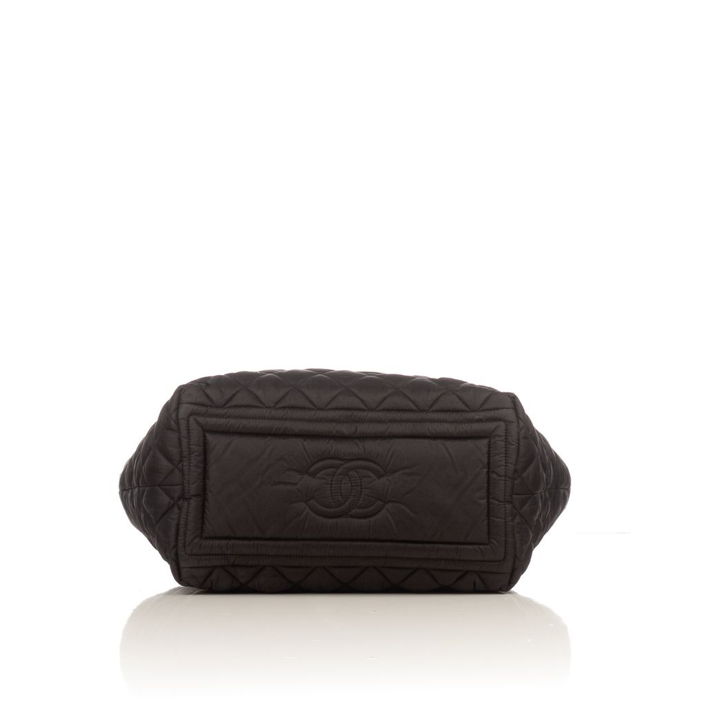 Chanel black quilted nylon matte-3