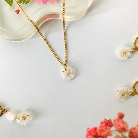 White Daisy - Necklace