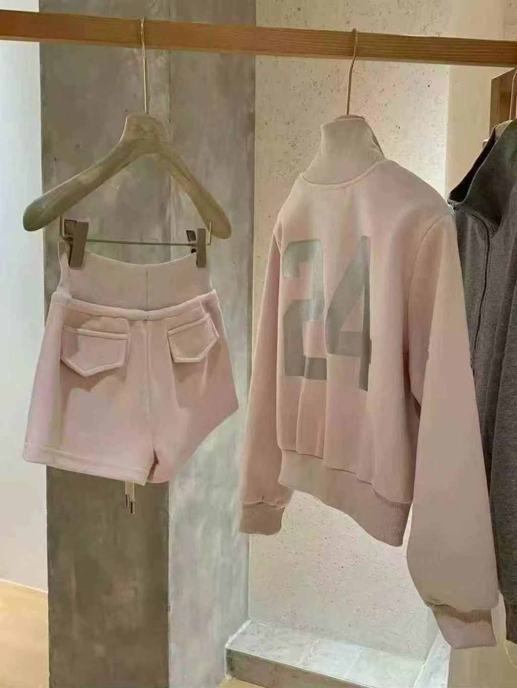 image_DFC0B407-21F1-411A-9175-FEB39463E8B9_1764505972