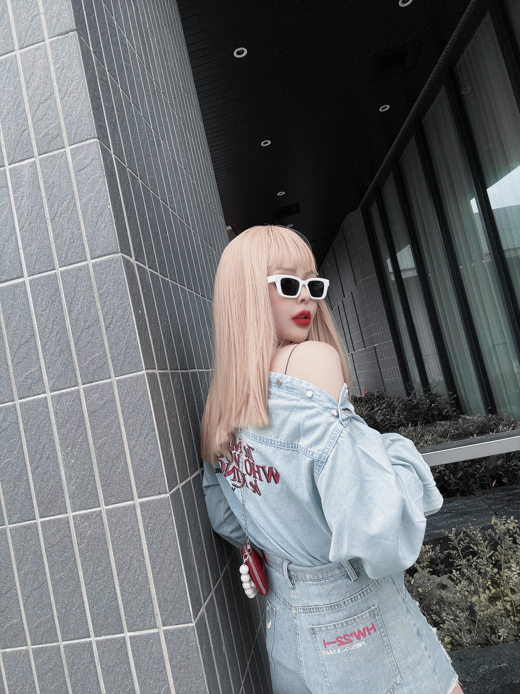 LINE_ALBUM_2025331_250402_79