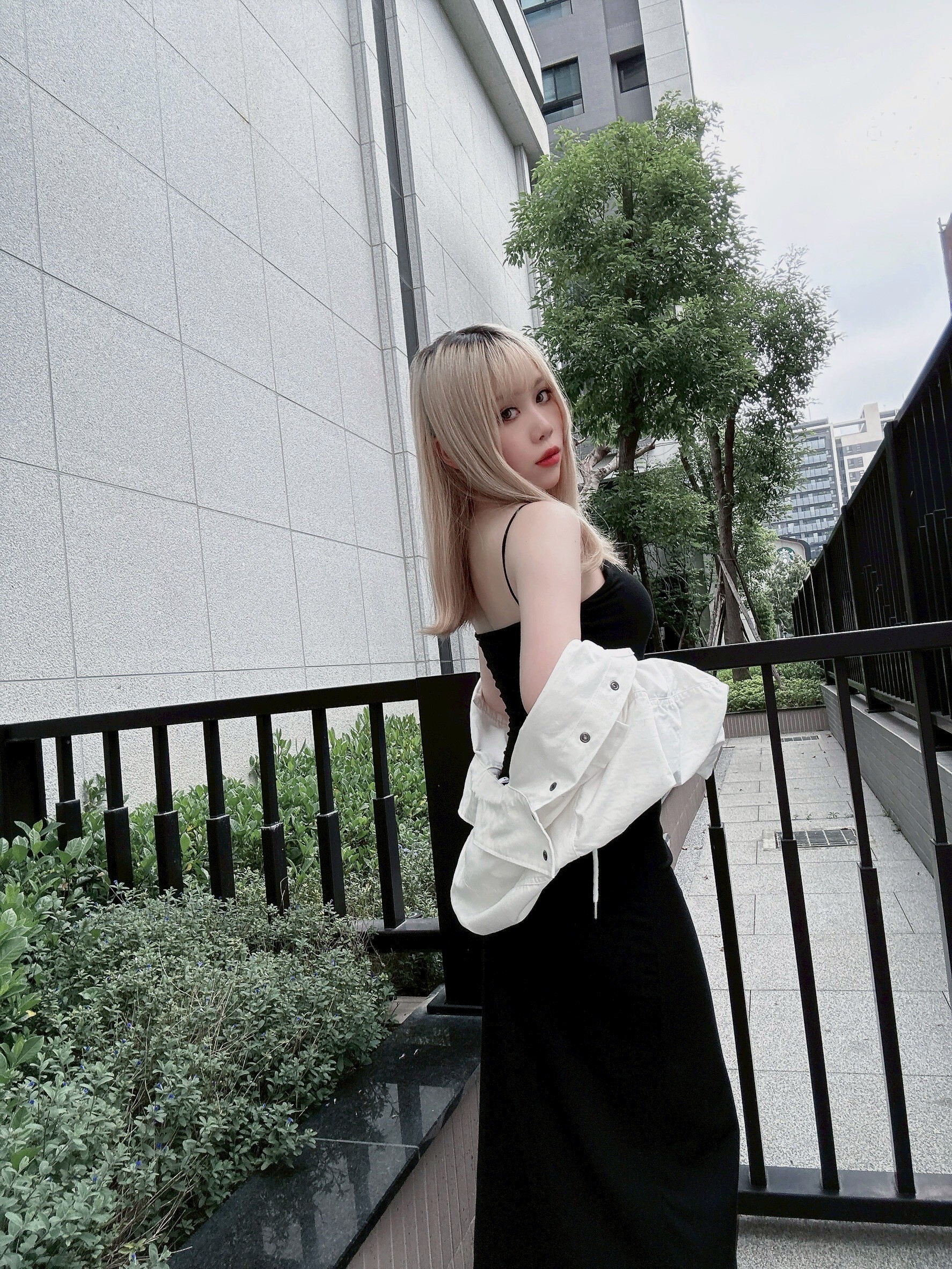 LINE_ALBUM_2025412_250427_205