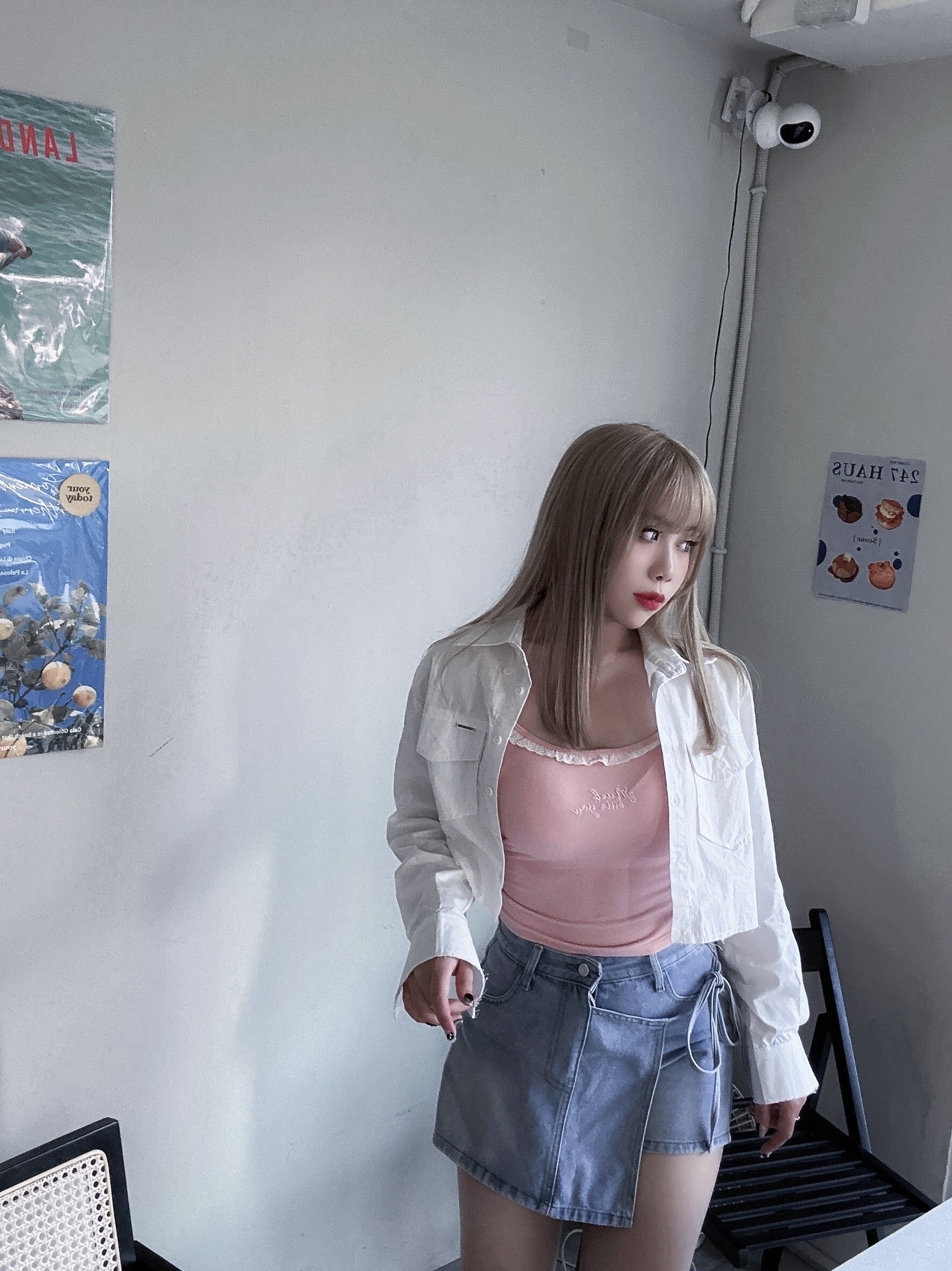 LINE_ALBUM_202556_250507_252