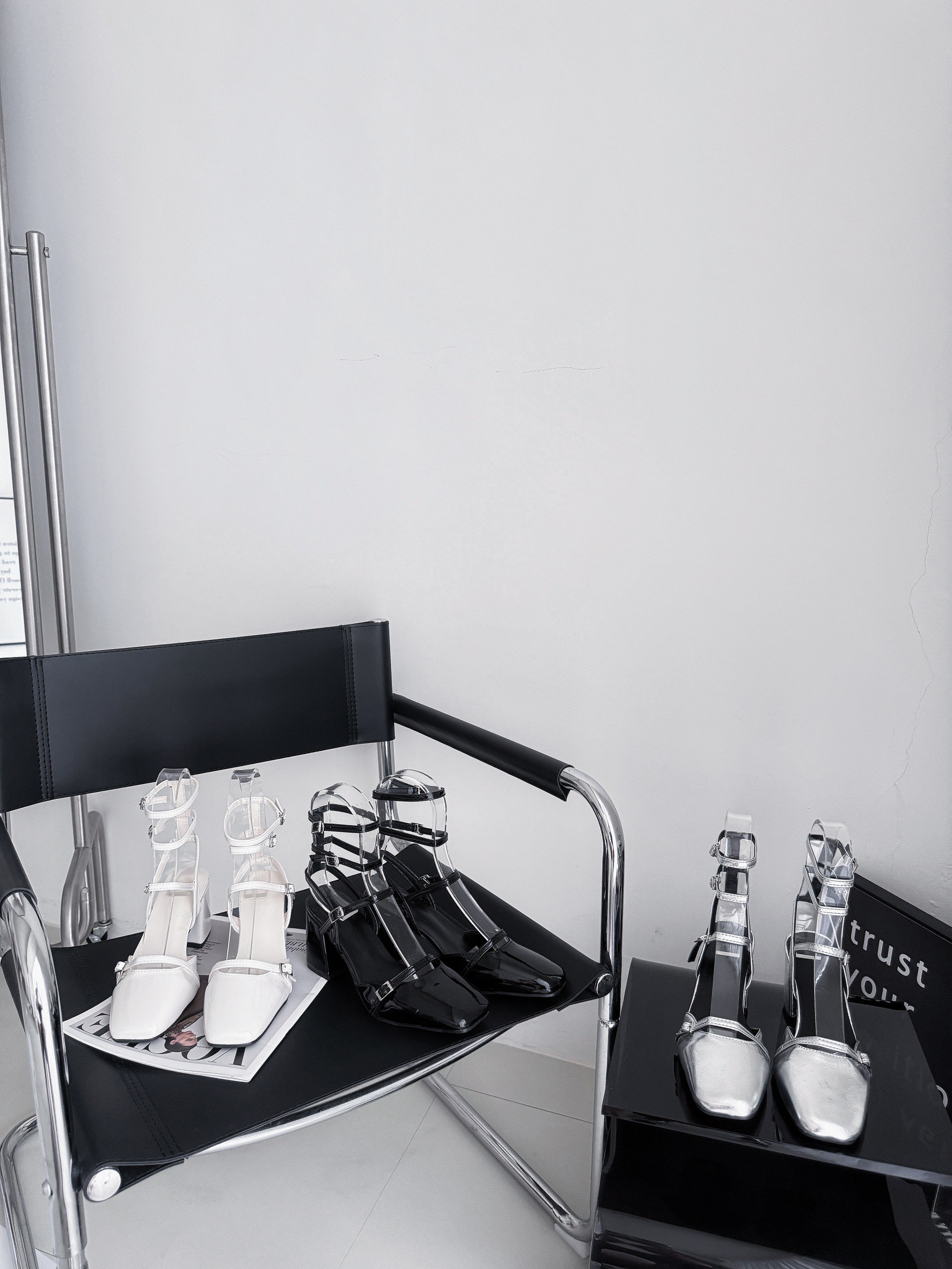 LINE_ALBUM_202592_250903_2