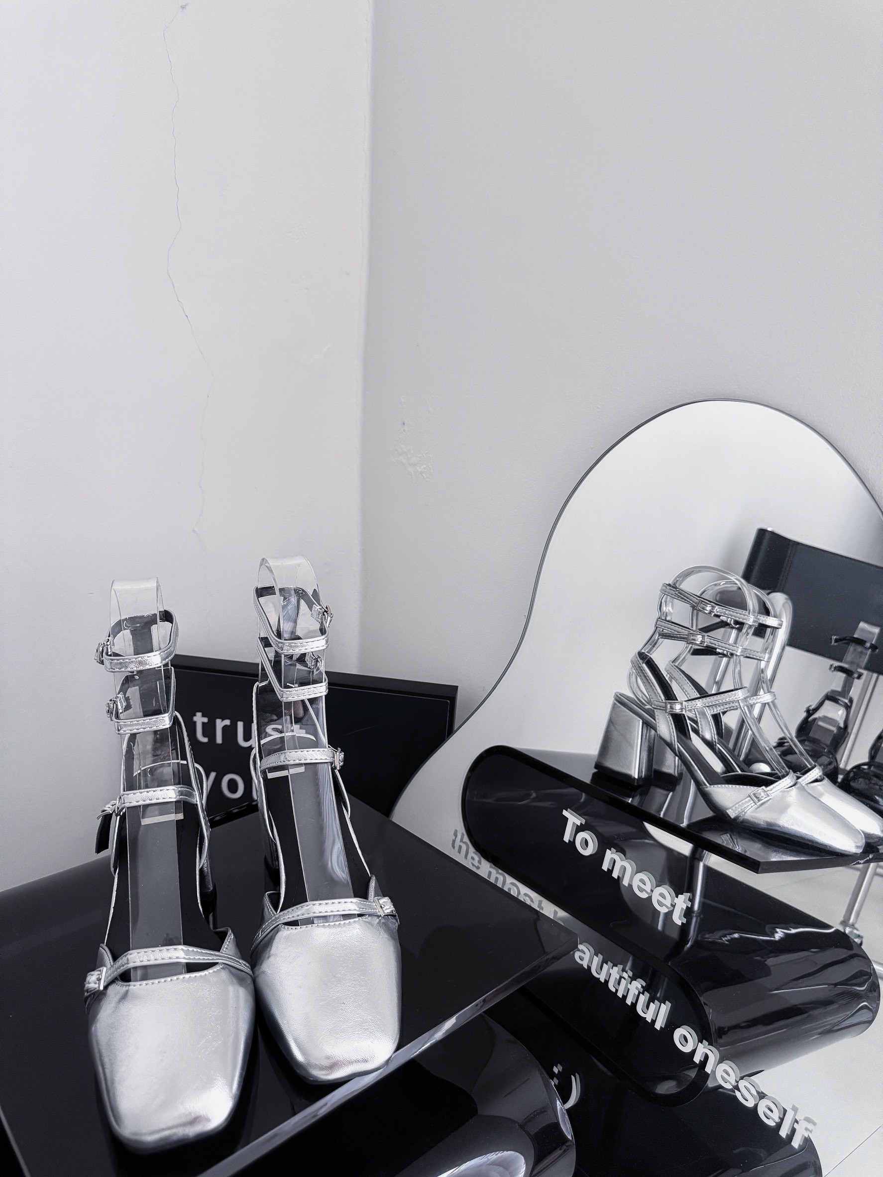 LINE_ALBUM_202592_250903_7