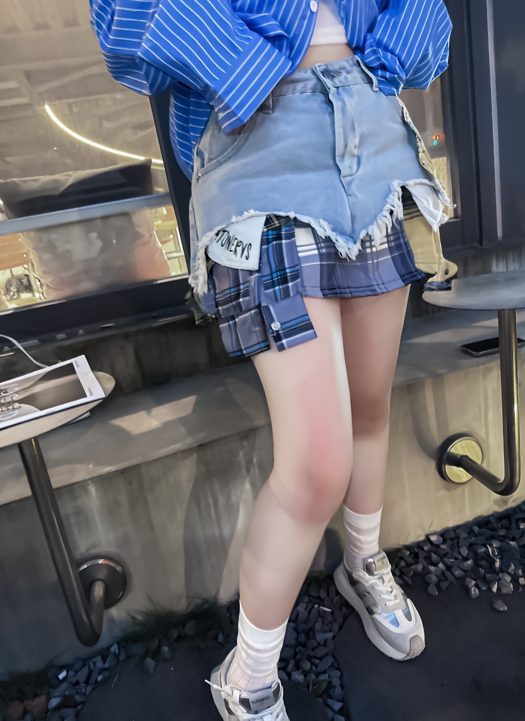 LINE_ALBUM_202593_250903_128