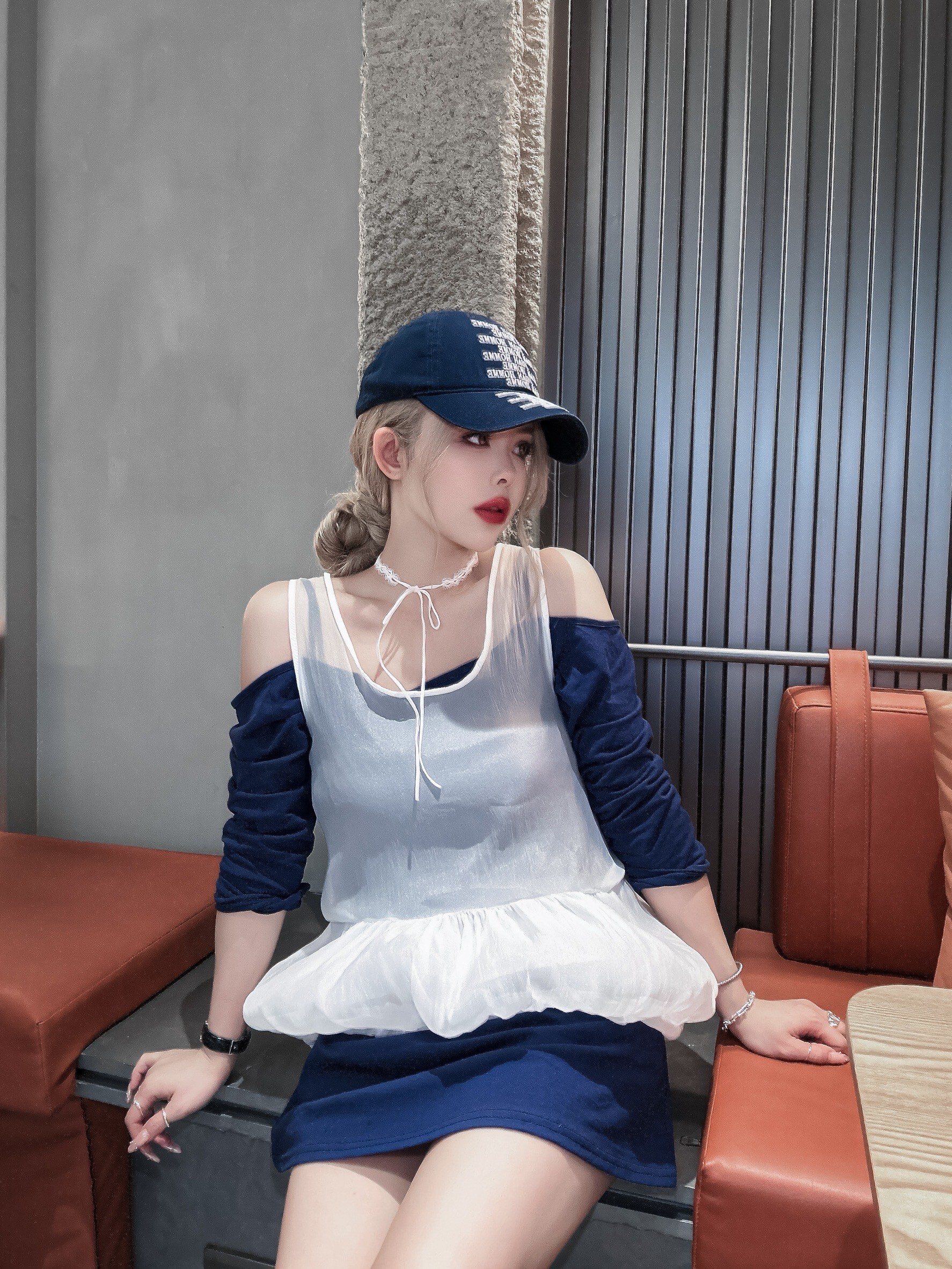 LINE_ALBUM_202593_250903_112