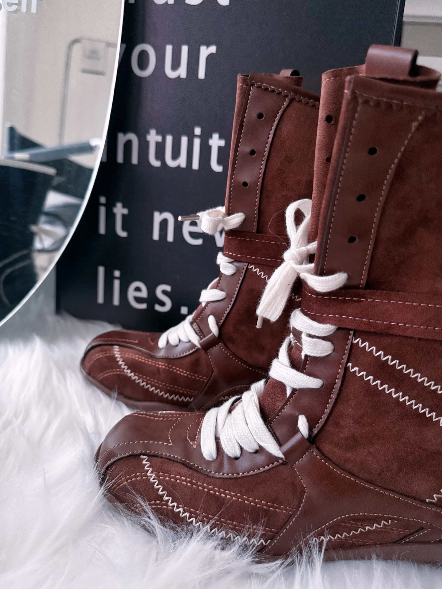 LINE_ALBUM_20251015_251015_152