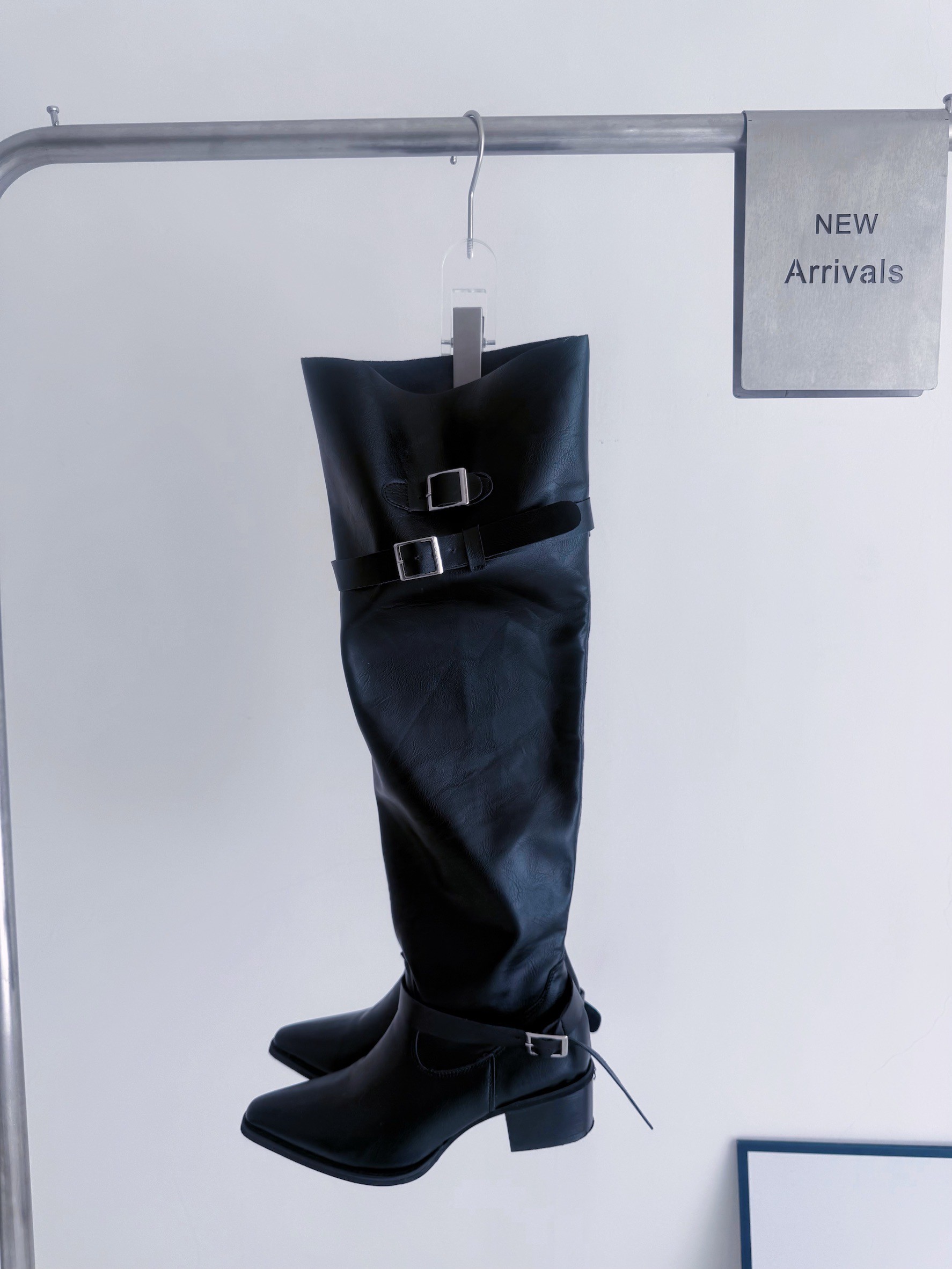 LINE_ALBUM_20251015_251015_147