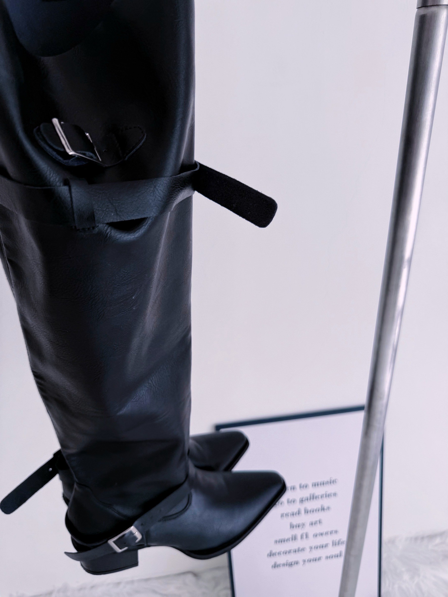 LINE_ALBUM_20251015_251015_141