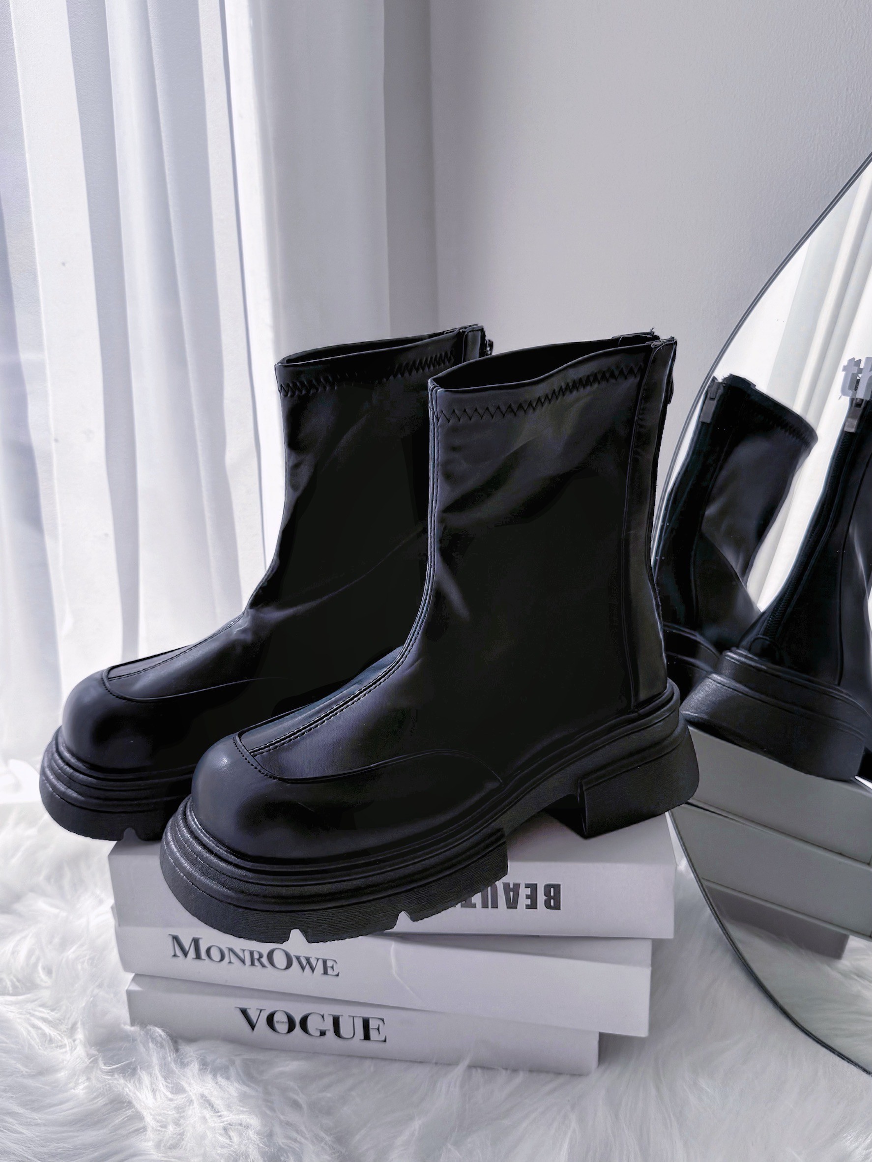 LINE_ALBUM_20251015_251015_119