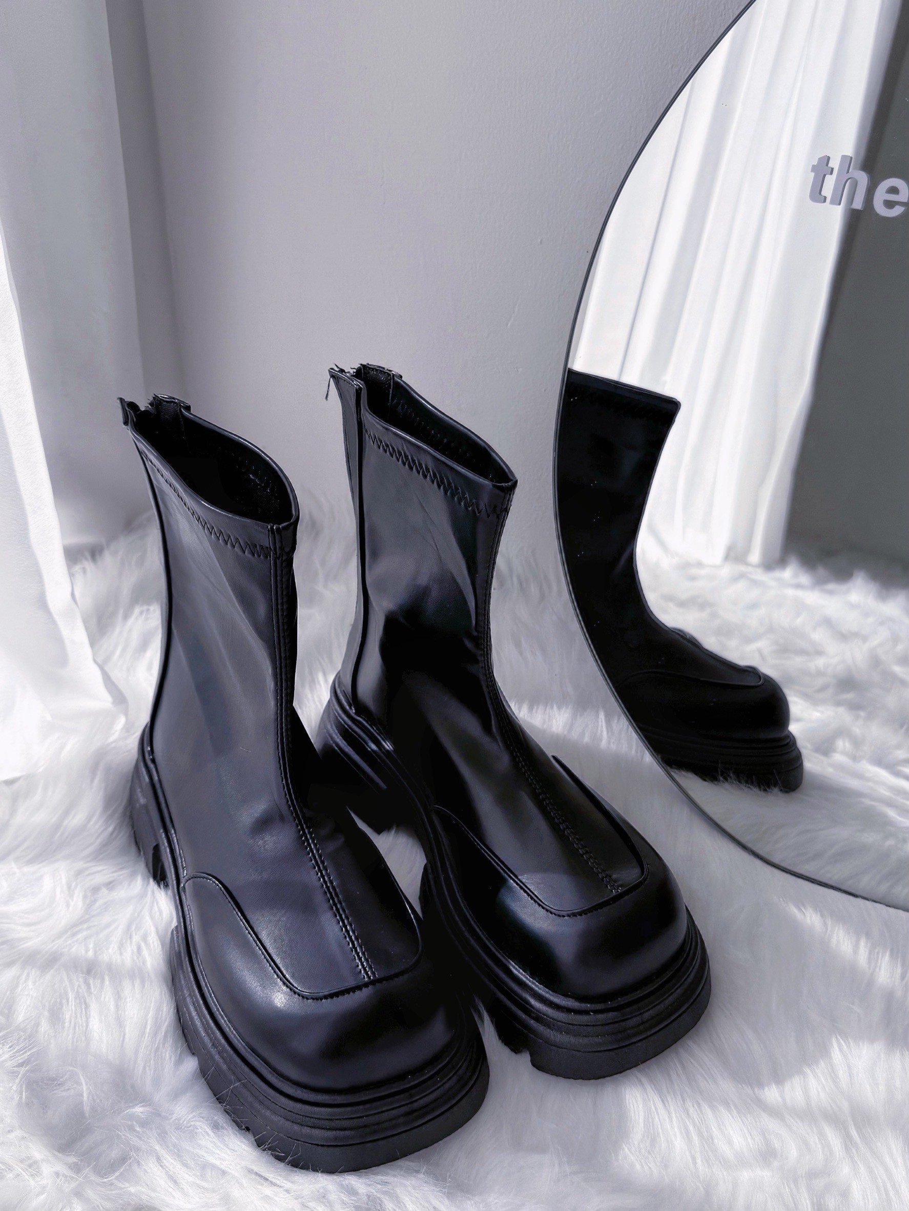 LINE_ALBUM_20251015_251015_121