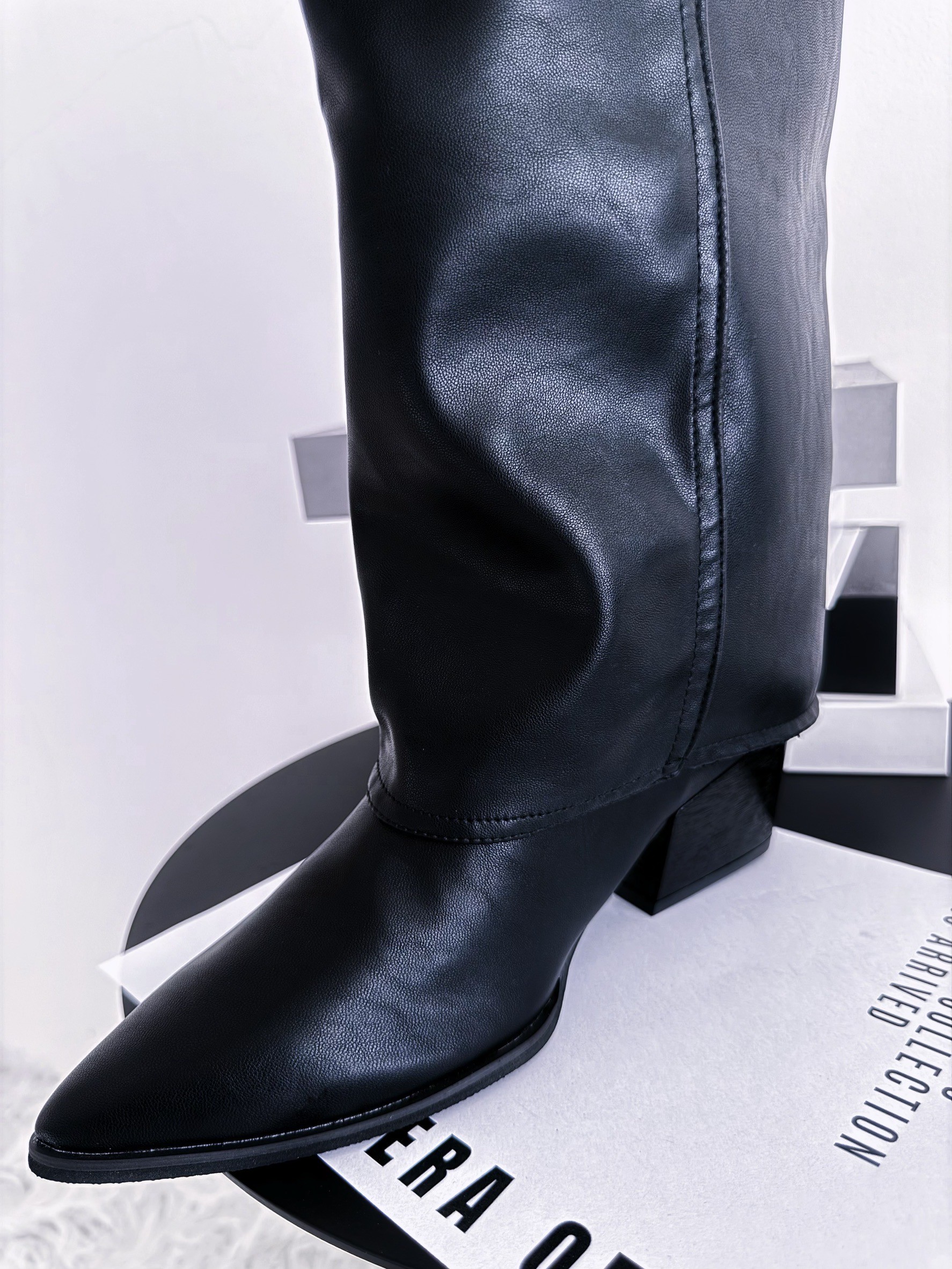 LINE_ALBUM_20251015_251015_98