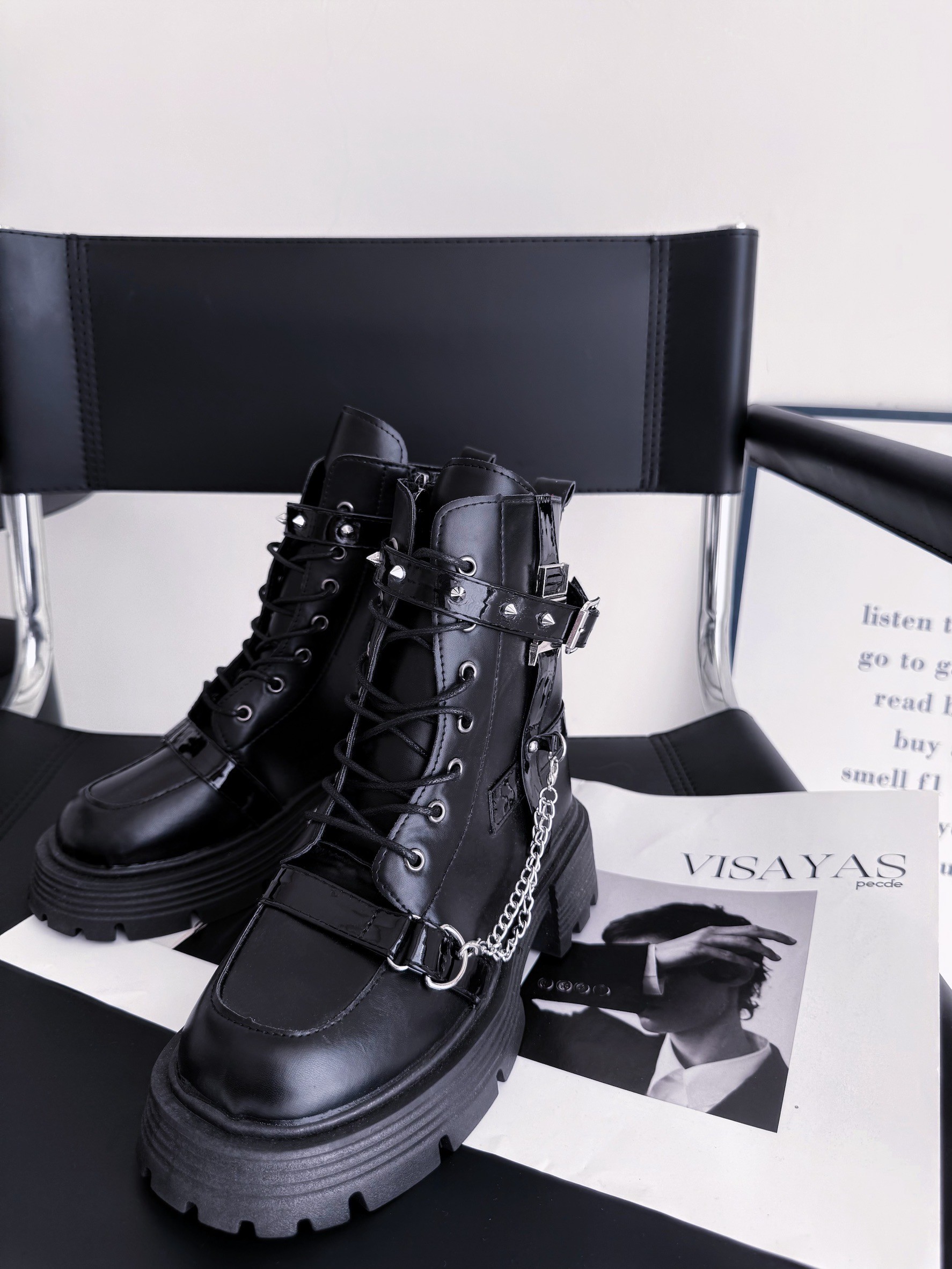 LINE_ALBUM_20251015_251015_87