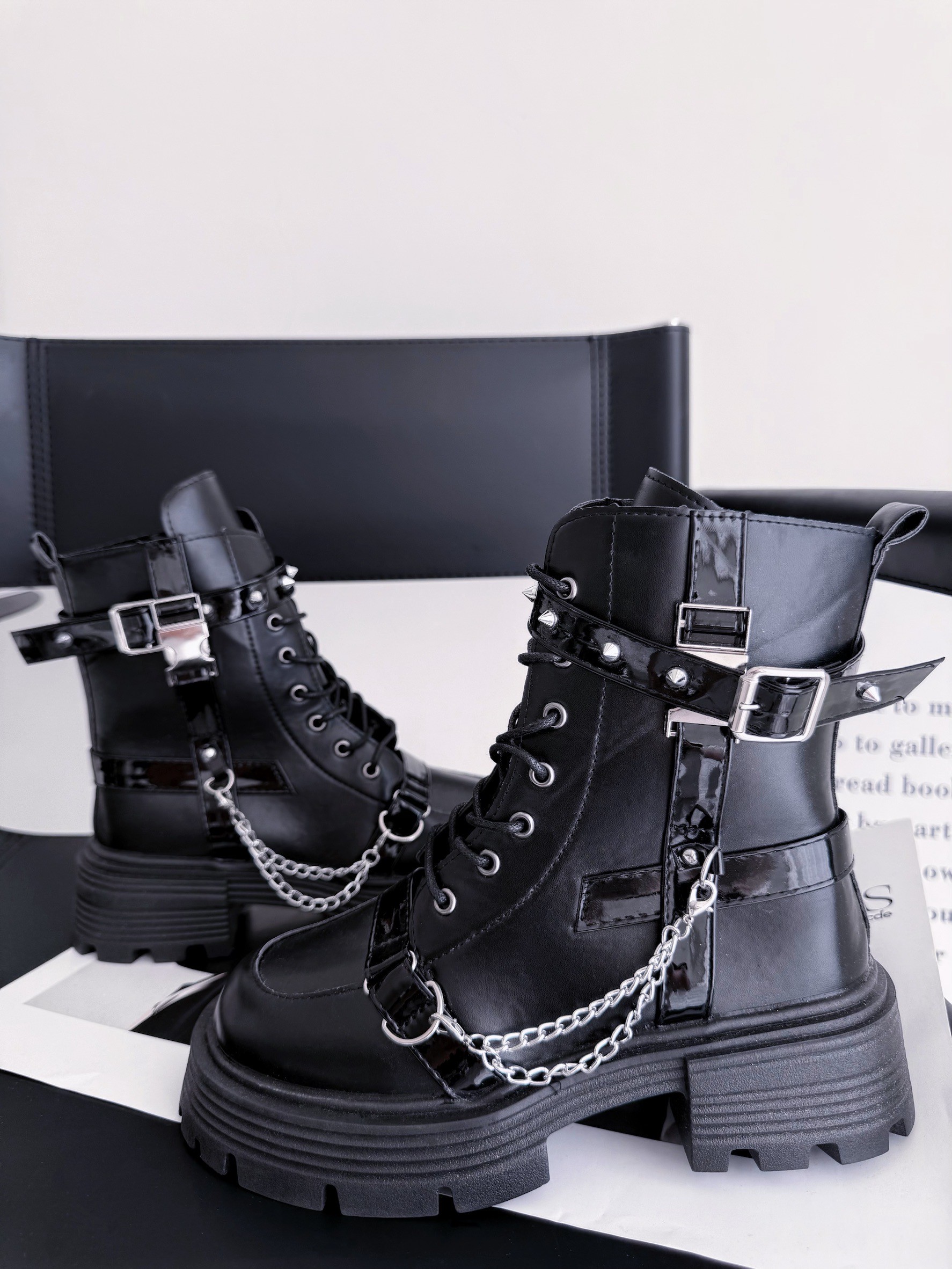 LINE_ALBUM_20251015_251015_94