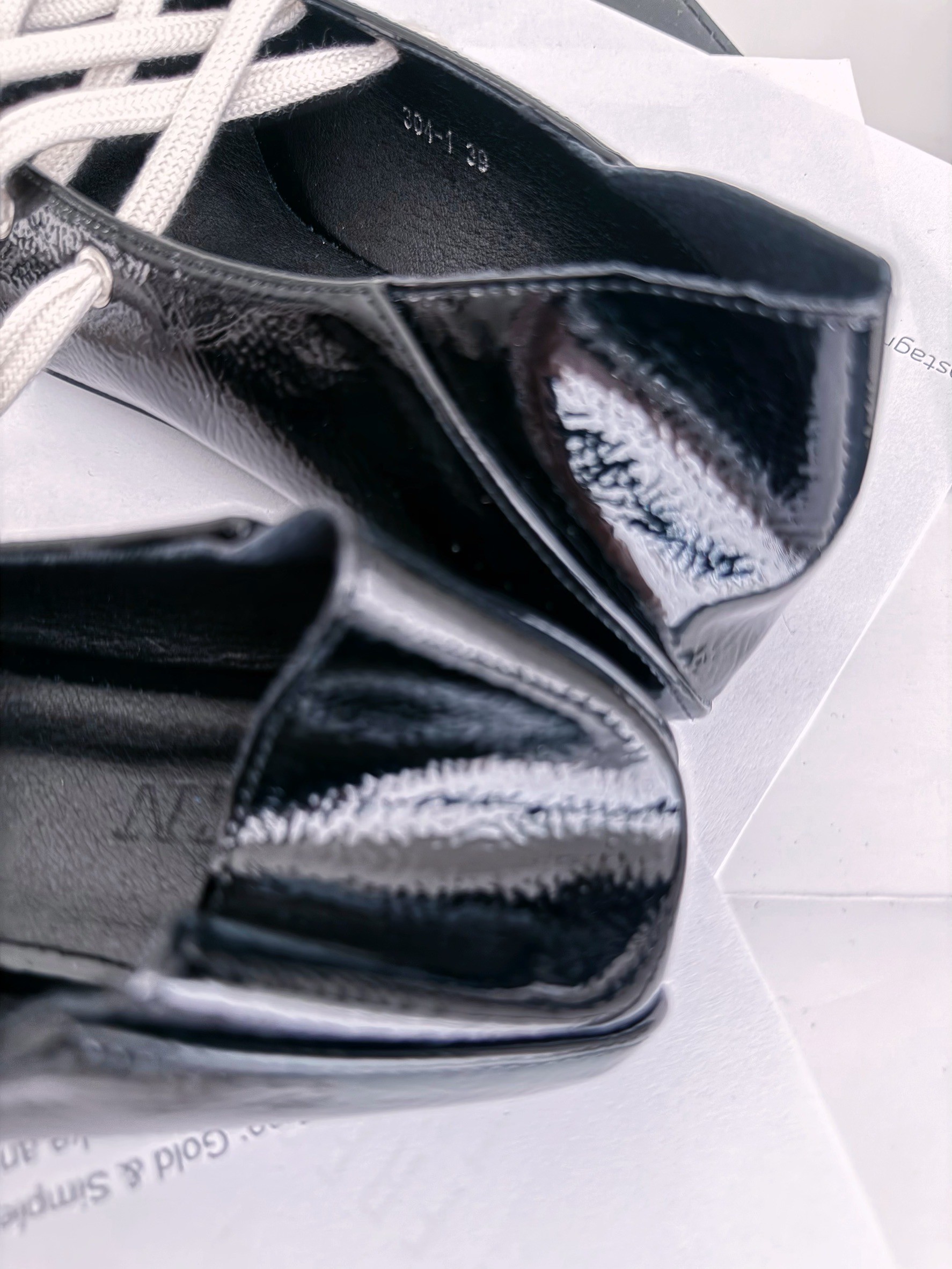 LINE_ALBUM_20251015_251015_70