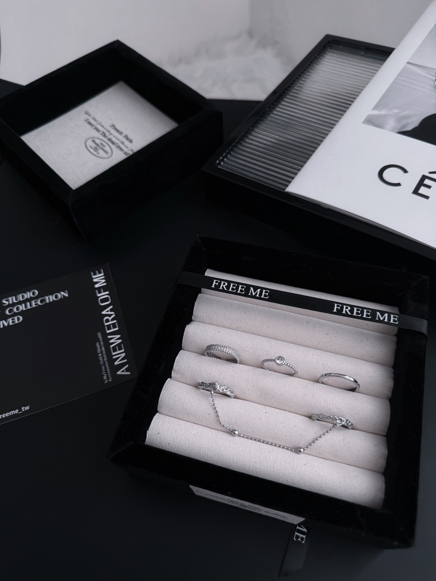 LINE_ALBUM_202591_251024_7