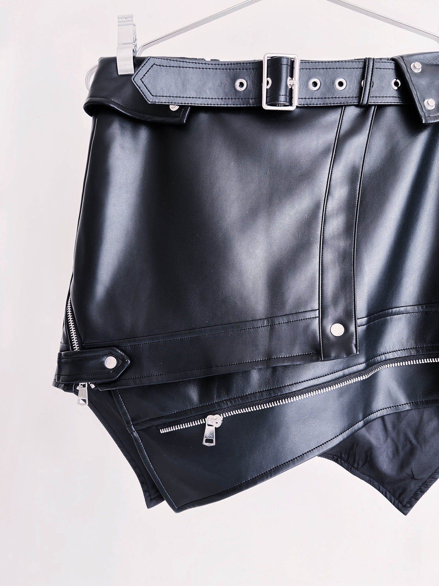 LINE_ALBUM_20251112_251112_53