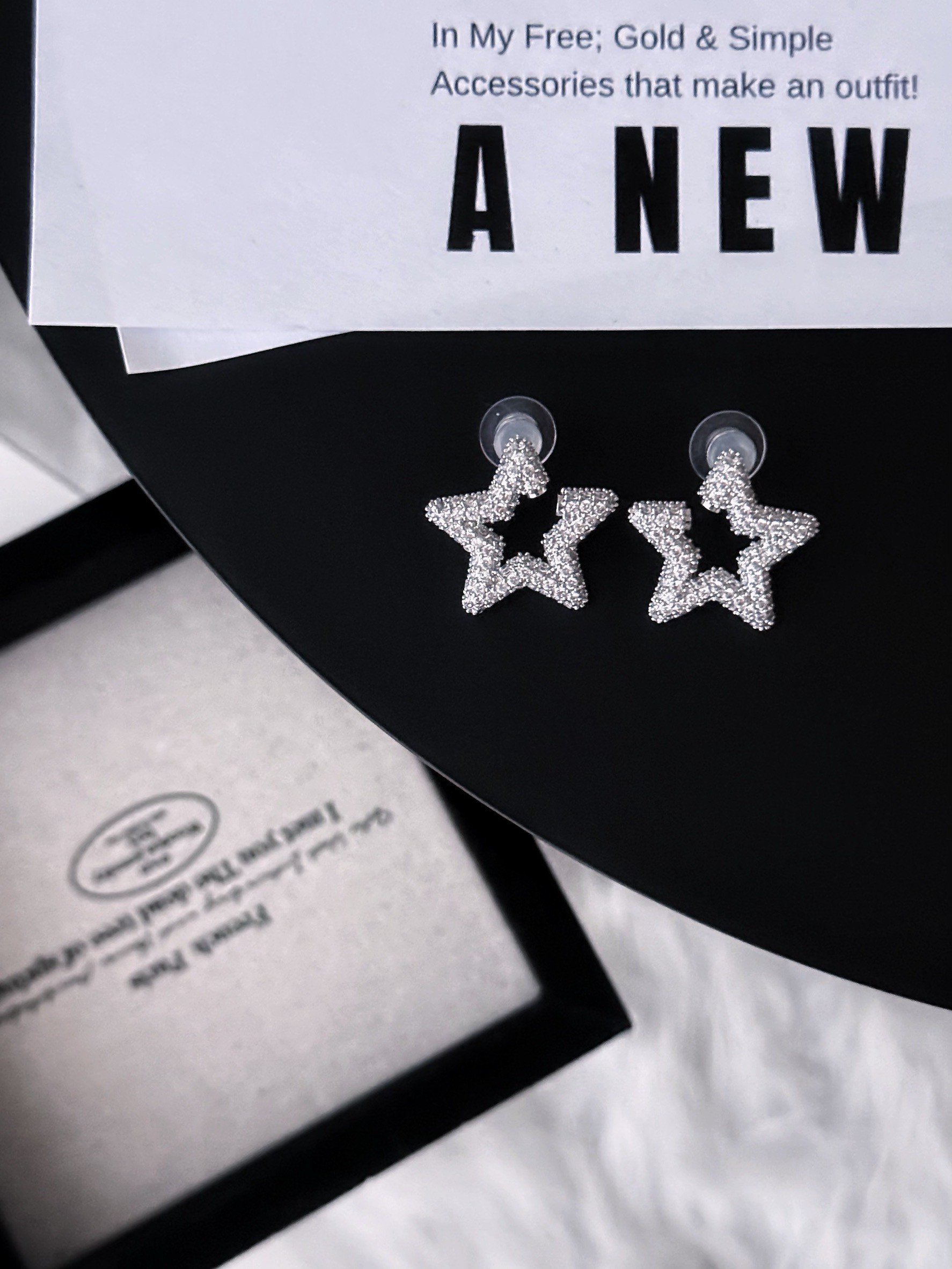 LINE_ALBUM_20251118_251119_131