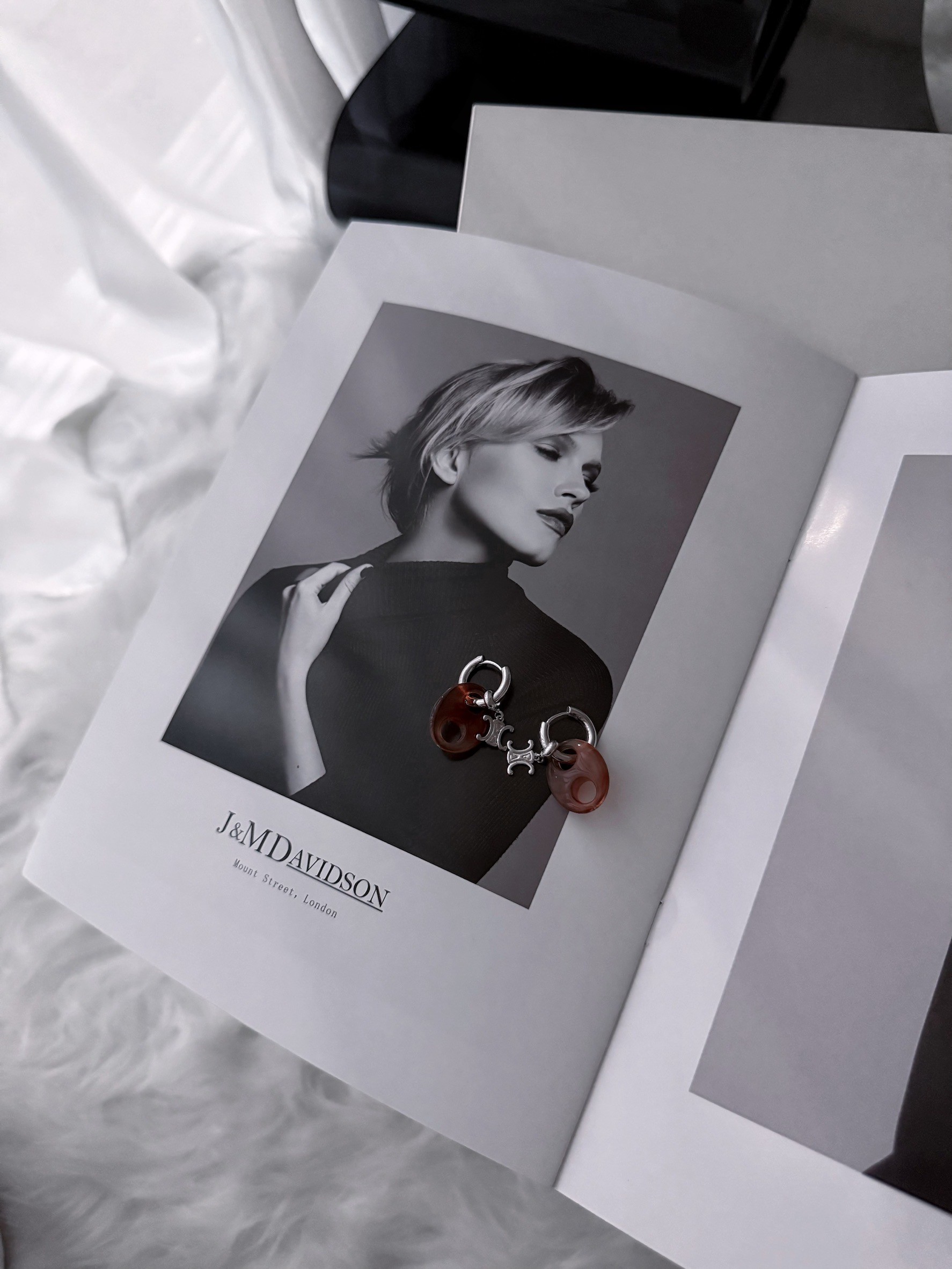 LINE_ALBUM_20251118_251119_124