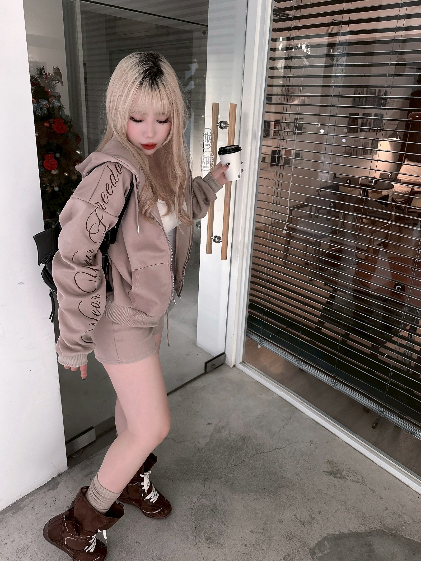 LINE_ALBUM_20251218_251224_129