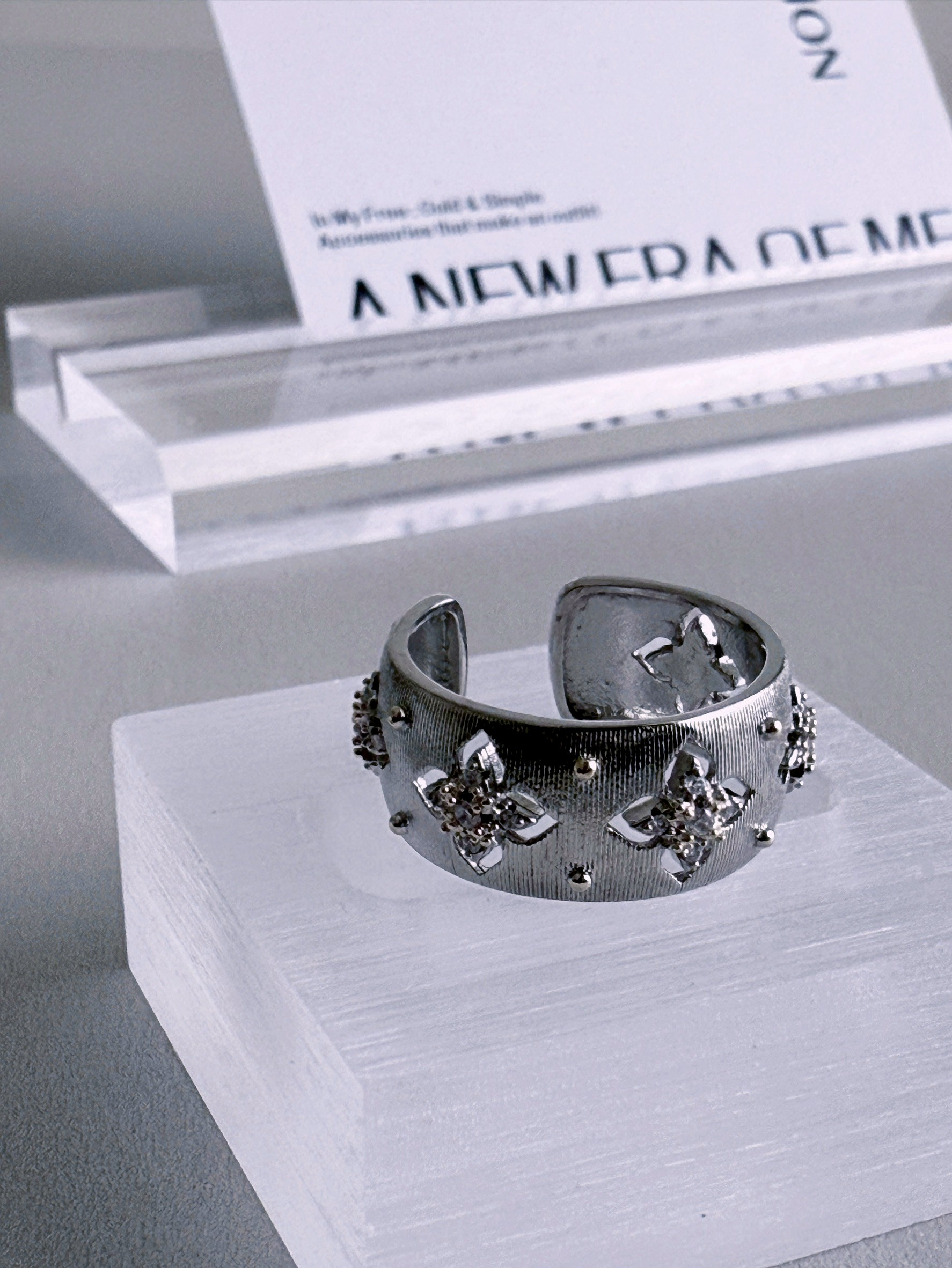 LINE_ALBUM_2026330_260406_22