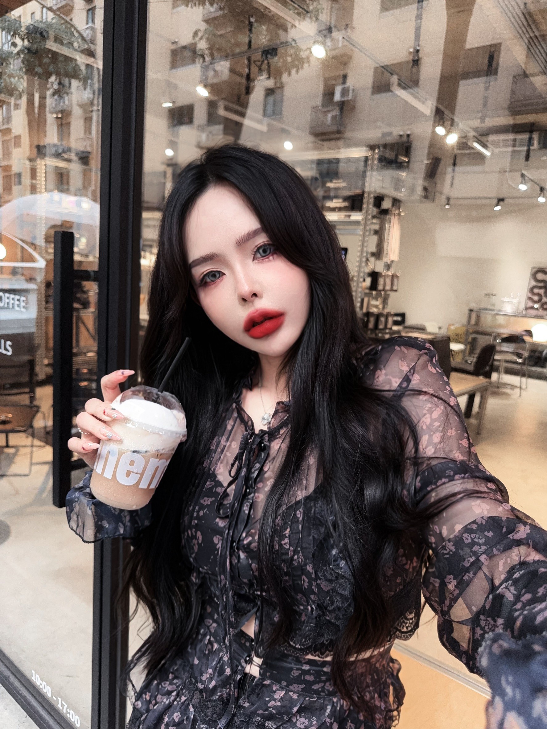 LINE_ALBUM_2026512_260512_89