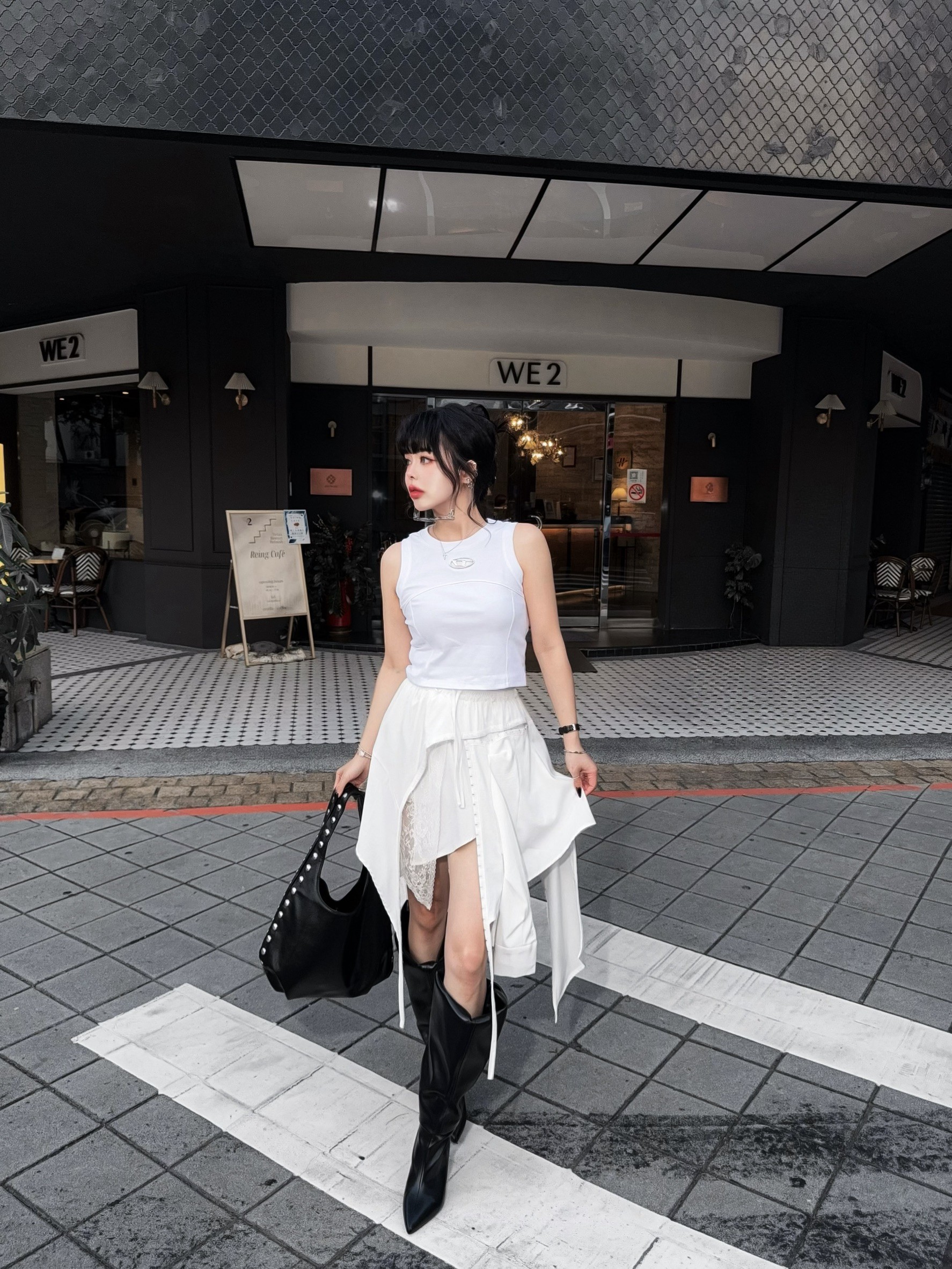 LINE_ALBUM_2026910_260910_75