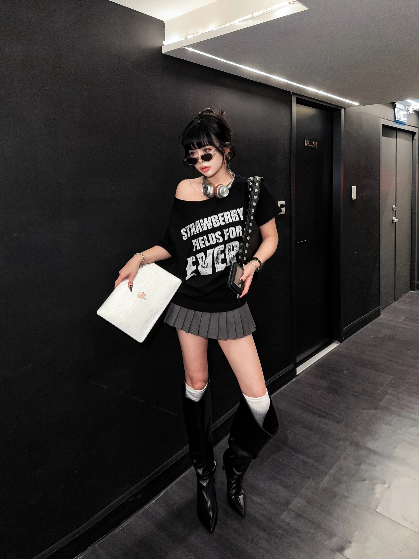 LINE_ALBUM_2026910_260910_74