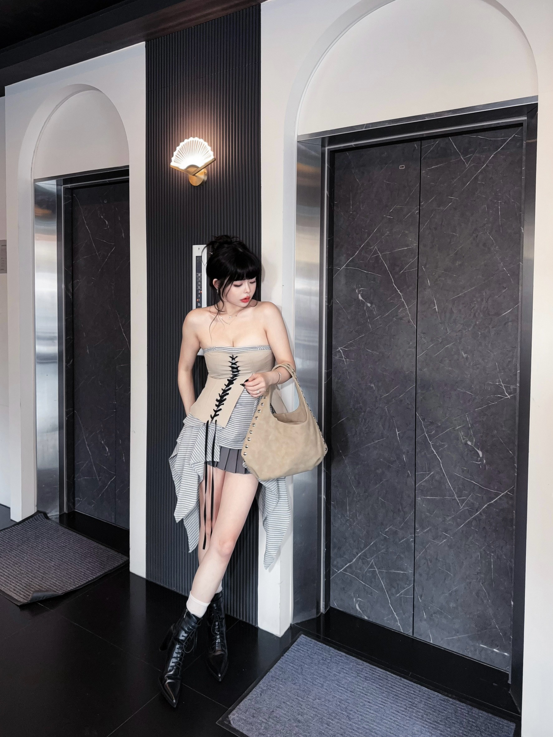 LINE_ALBUM_2026910_260910_61