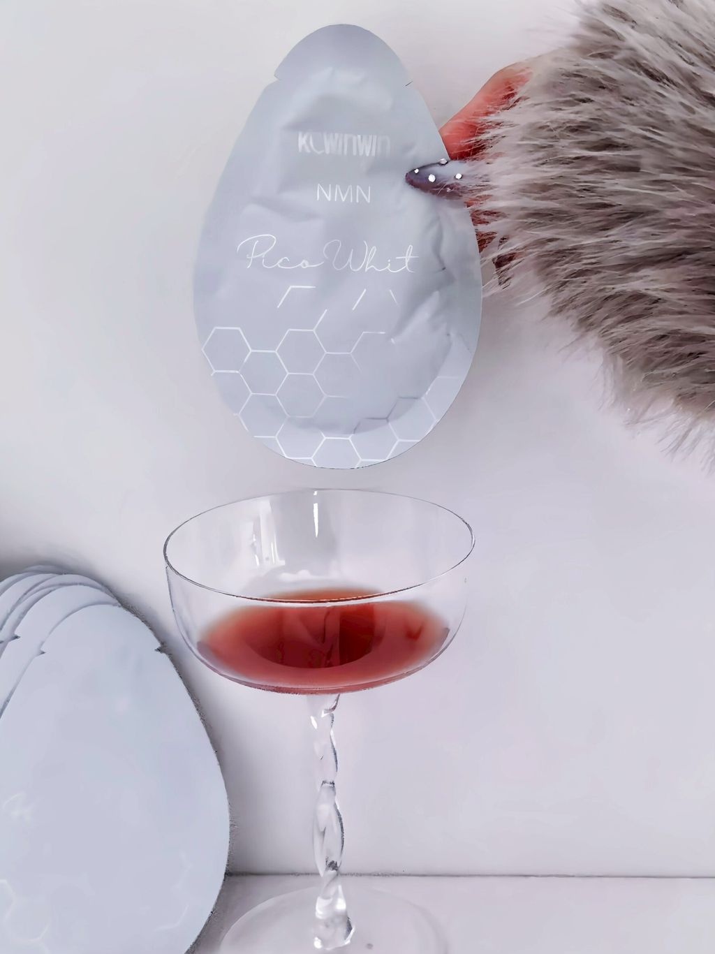 LINE_ALBUM_NMN PicoWhite 蜂巢飲_260326_20